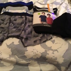 Boys size 6/7 sock and t shirt boxer brief bundle